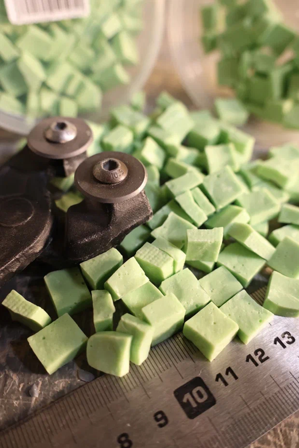 Нота G35 Колотая смальта 10х10 мм, 150 гр