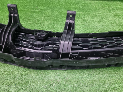 Решетка радиатора Geely Tugella (2022-2024)