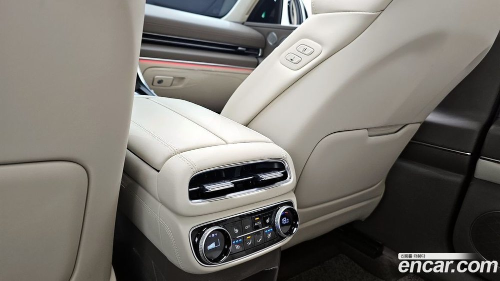 Genesis GV80 2.5T Бензин AWD (06.2022)
