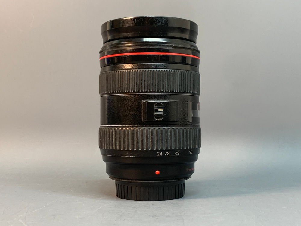 Canon EF 24-70mm 2.8 L USM царапины