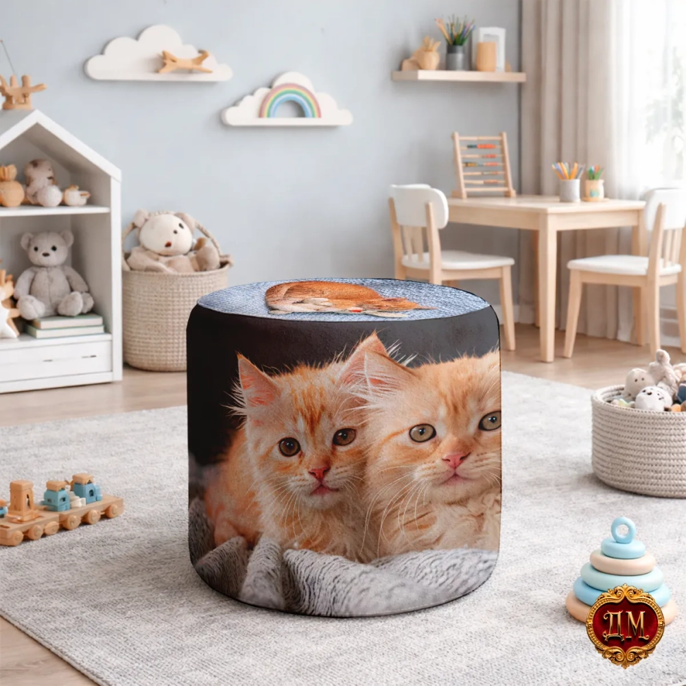 Пуфик в прихожую "Котики"