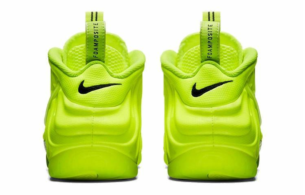 Кроссовки Nike Foamposite Pro "Volt" 2021