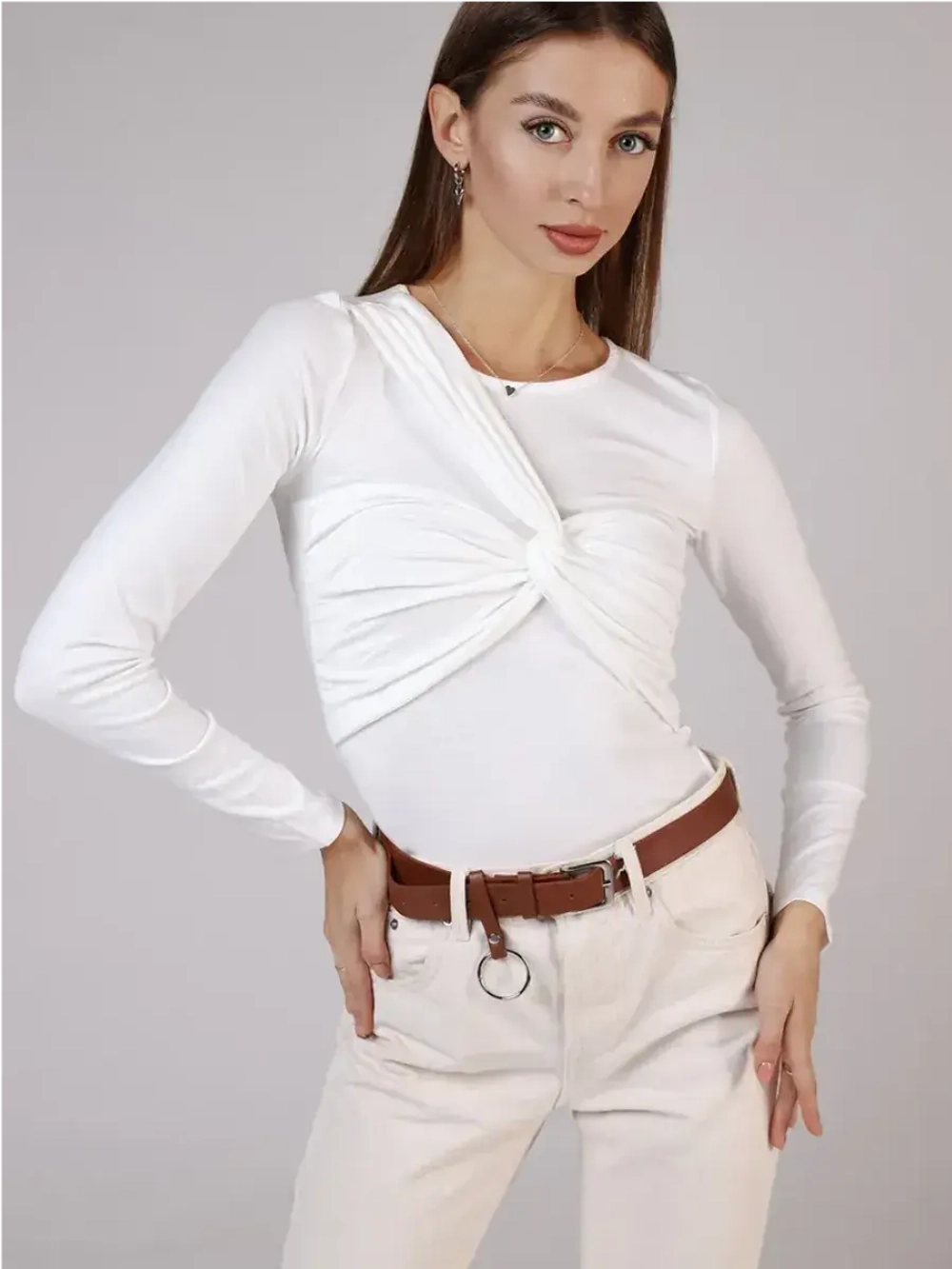 Лонгслив с узлом