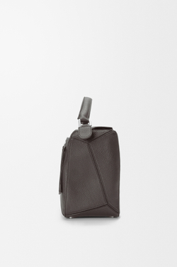 Loewe Большая сумка Puzzle мягкой зернистой телячьей кожи, темно-серый
