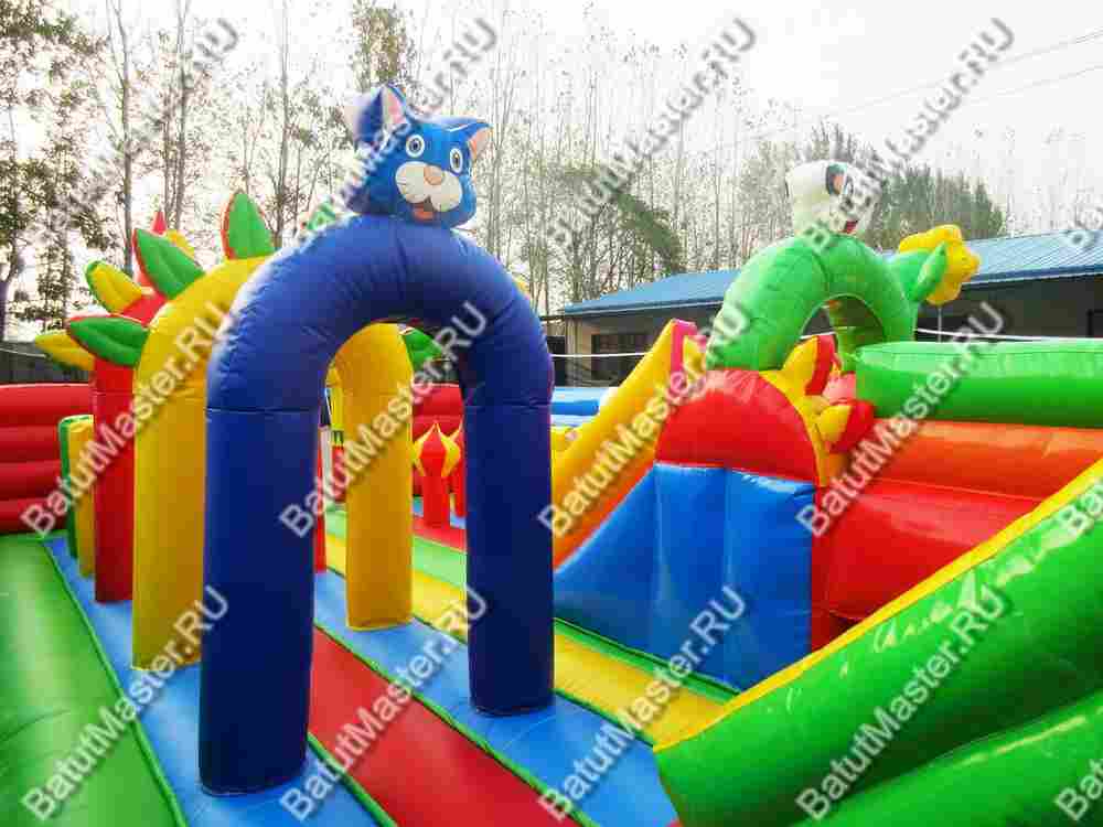 Коммерческий надувной батут "Радужный город 2" 10*6*3 м