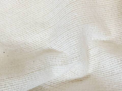 Дублерин на трикотажной основе, 70 г/м2, 30% вискоза, 70% п/э, ш. 150 см, белый (НАРЕЗКА)