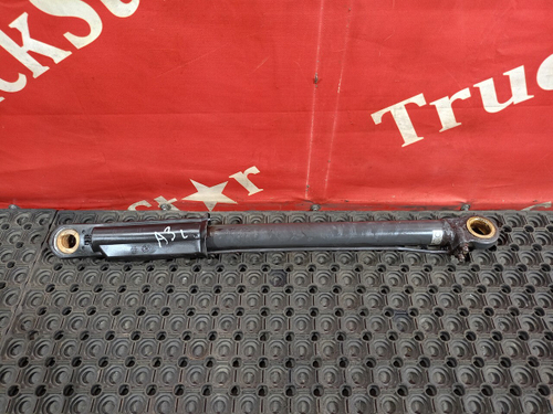 Цилиндр подъёма кабины