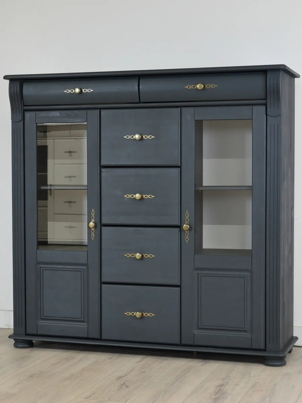 Комод деревянный Сюзанна, серый