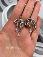 Серьги серебристые бантики с подвесками