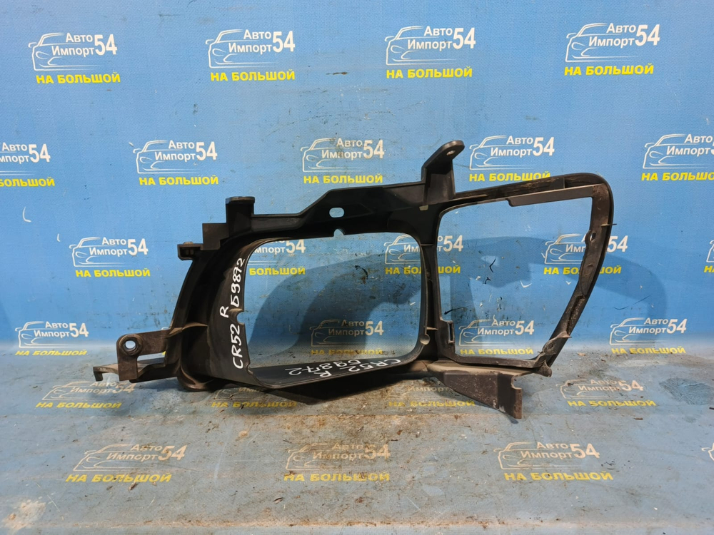 Рамка фары TOYOTA TOWNACE NOAH 1998-2007