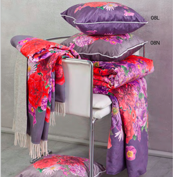 Подушка декоративная 40х40 Mirabello Red Carpet