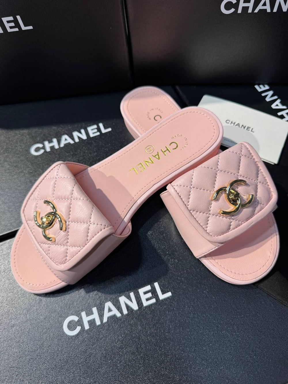 Шлепанцы CHANEL