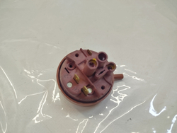 511 Датчик уровня воды (Прессостат) для посудомоечной машины Electrolux, Zanussi 505AG402 89-50 б/у