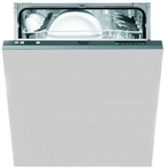 Встраиваемая посудомоечная машина Hotpoint-Ariston LFT M28