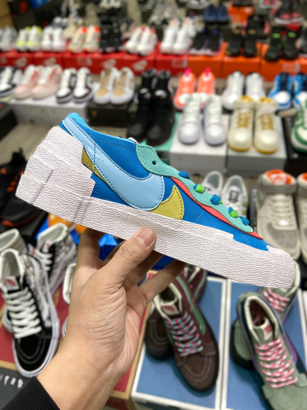 Blazer Low sacai KAWS Neptune Blue