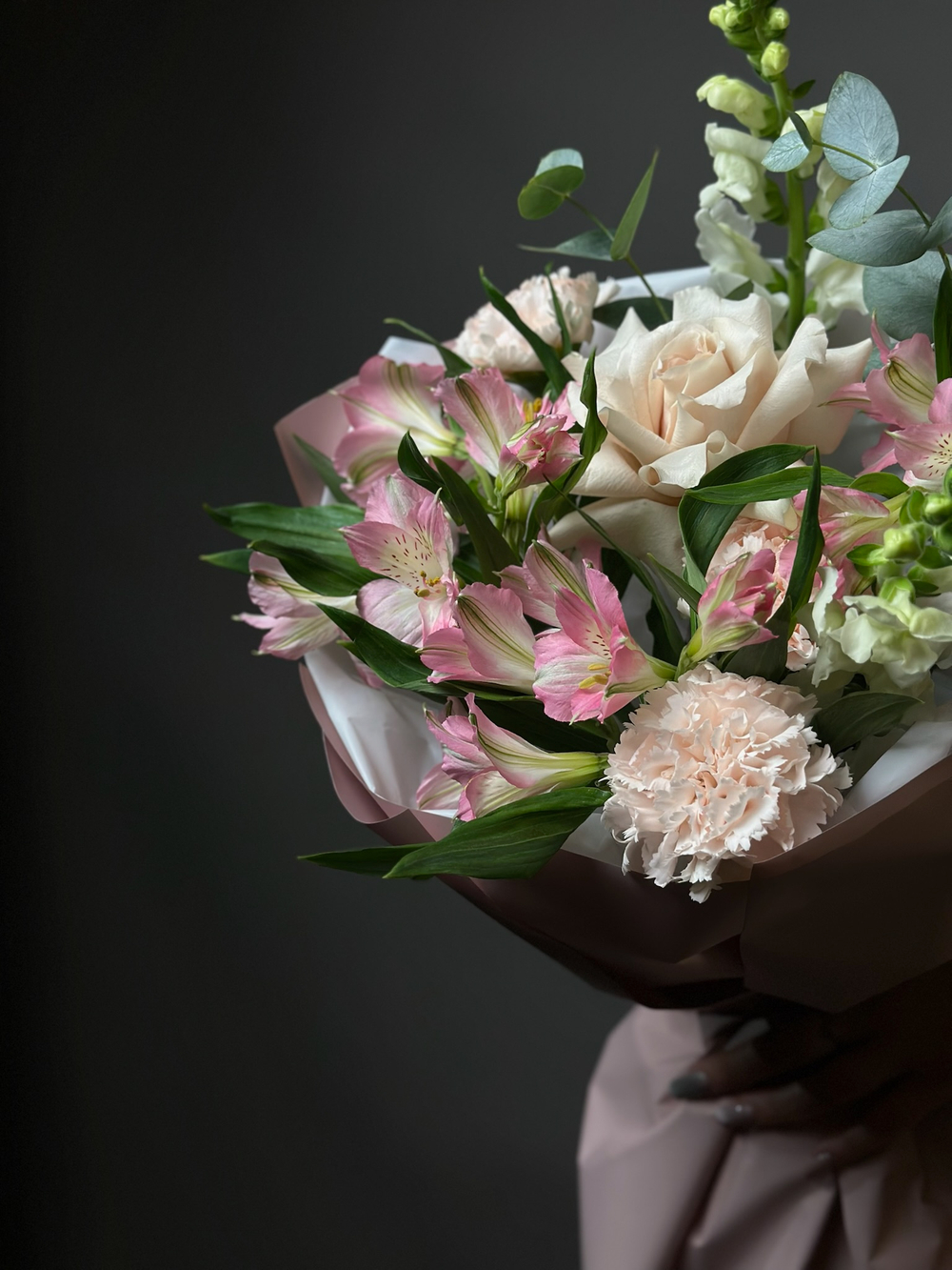 Сборный букет «Свежесть и изящество»