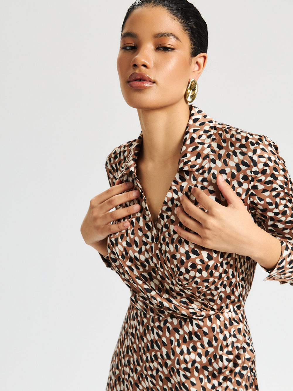 Платье миди Ребекка бежевый принт