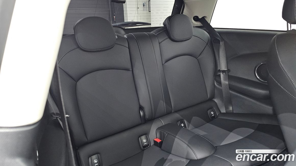 Mini Cooper HIGH (03.2021)