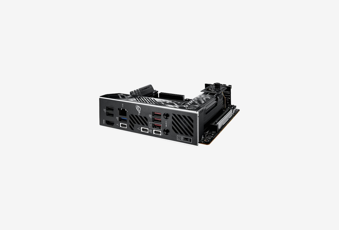 ROG STRIX Z890-I GAMING WIFI_0825820120405