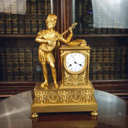 Кабинетные часы в стиле Ампир