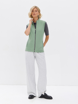 Жилет с начесом на молнии