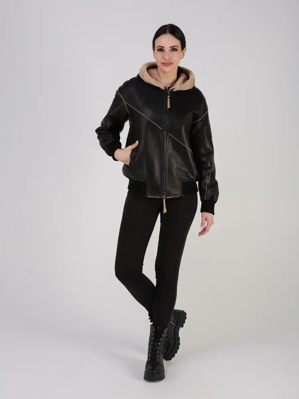 Двусторонняя дубленка зимняя шуба натуральная с капюшоном