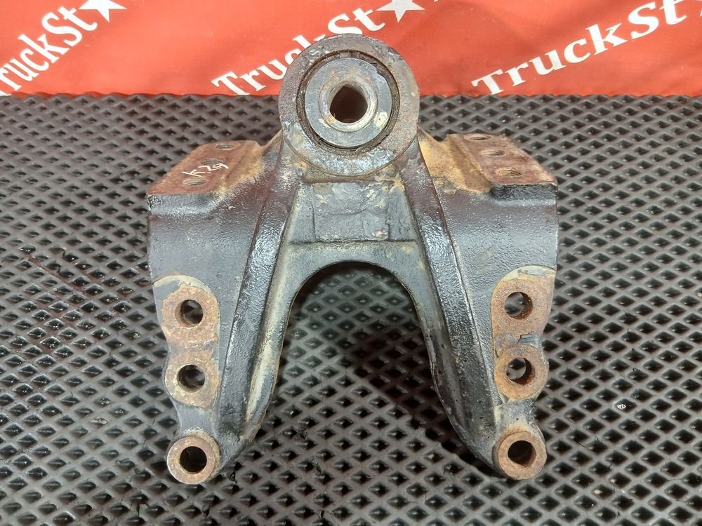 Кронштейн рессоры передней 2018г.