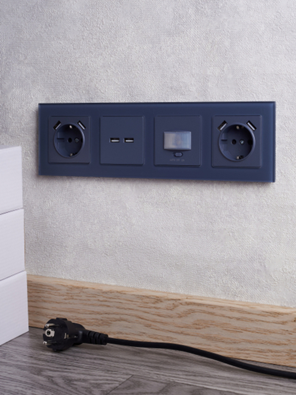 BRITE Розетка USB A+A 5В 3,1А РЮ10-1-БрМ маренго IEK