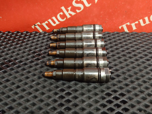 Комплект форсунок топливных