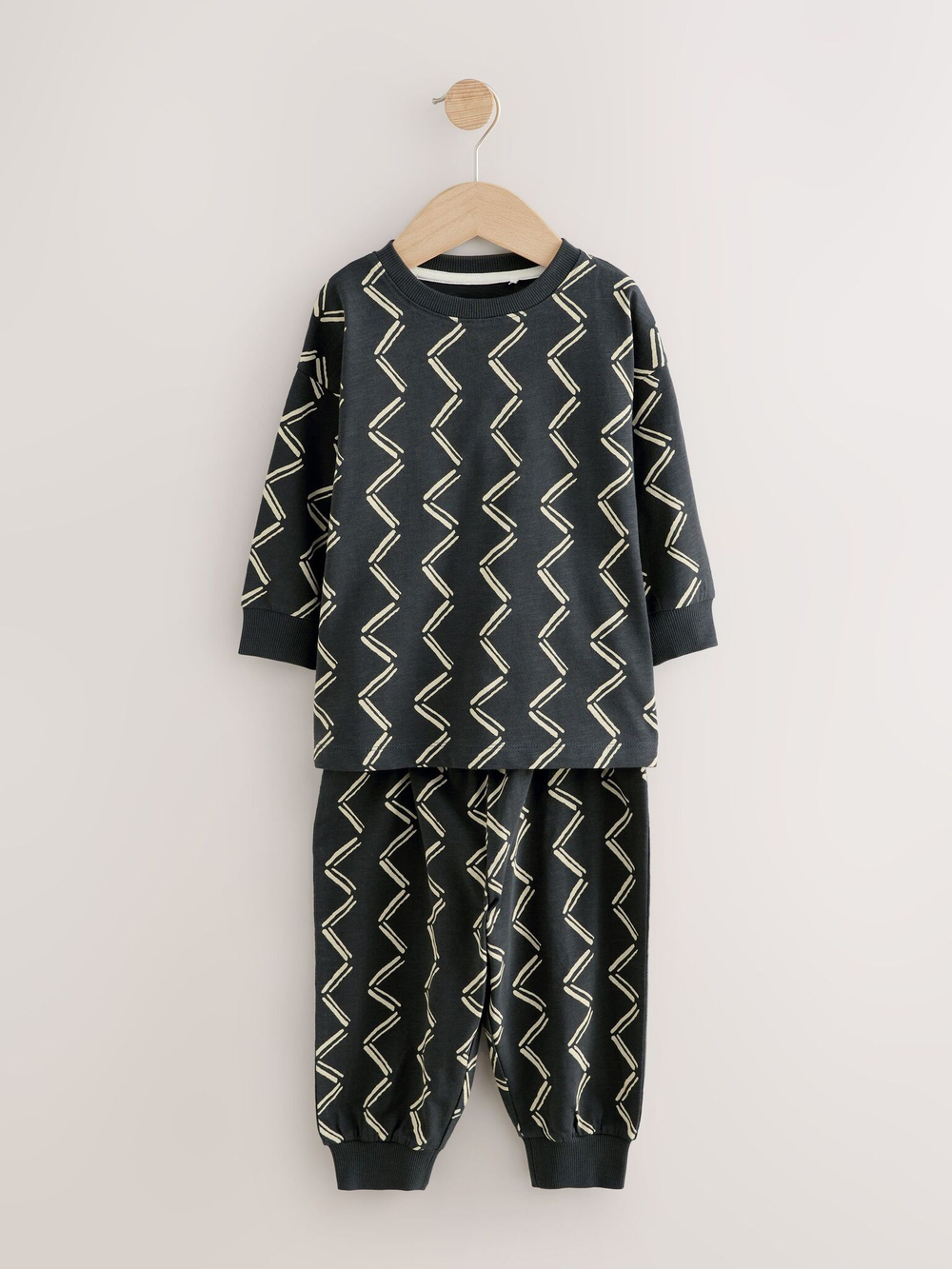 Пижама для мальчика Next AC0-918, 3 шт., Черный, Молочный, Кирпичный