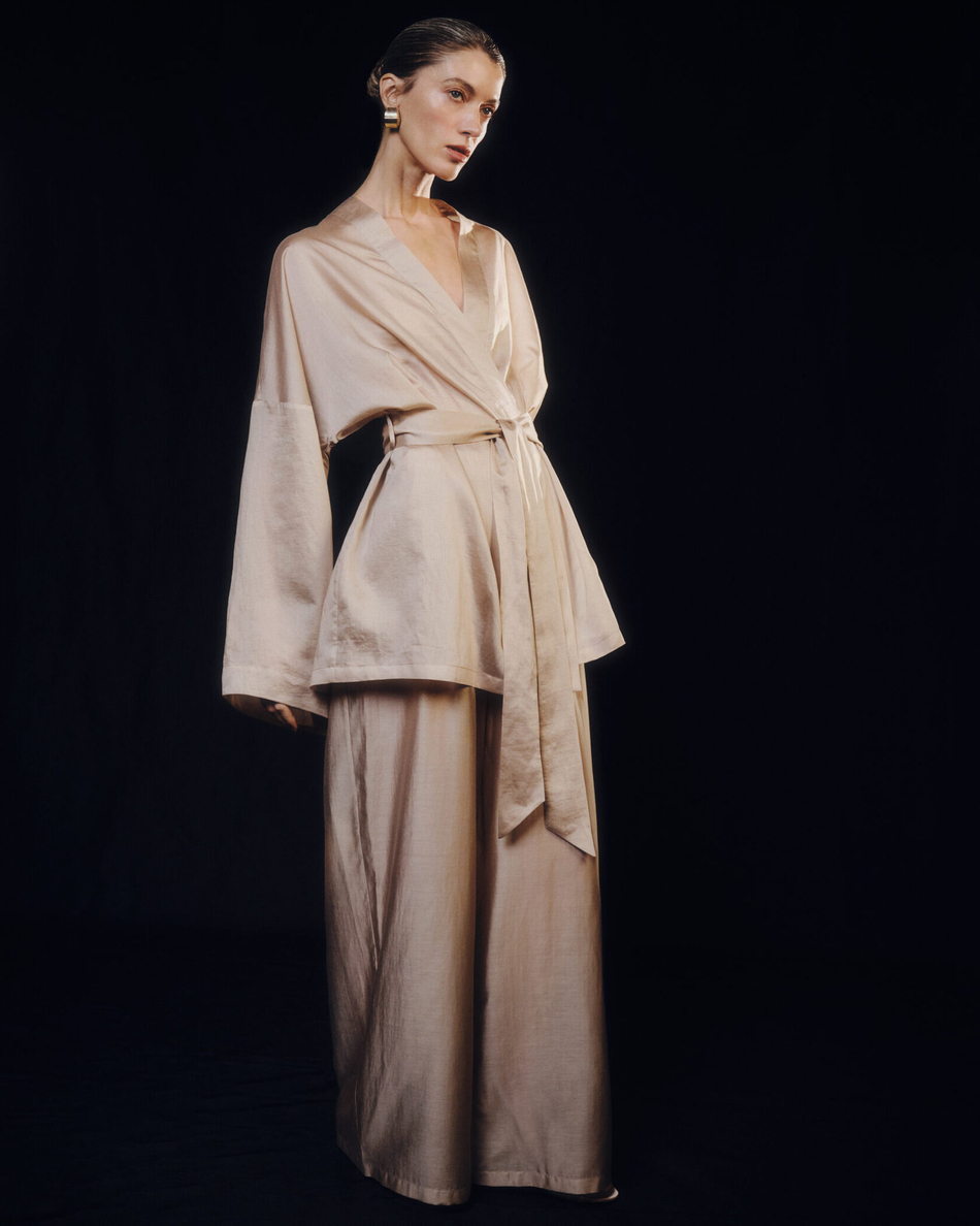 Костюм кимоно с брюками