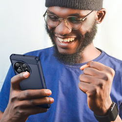 Мягкий чехол синего цвета в стиле карбон для смартфона OnePlus 11, серия Carbon от Caseport