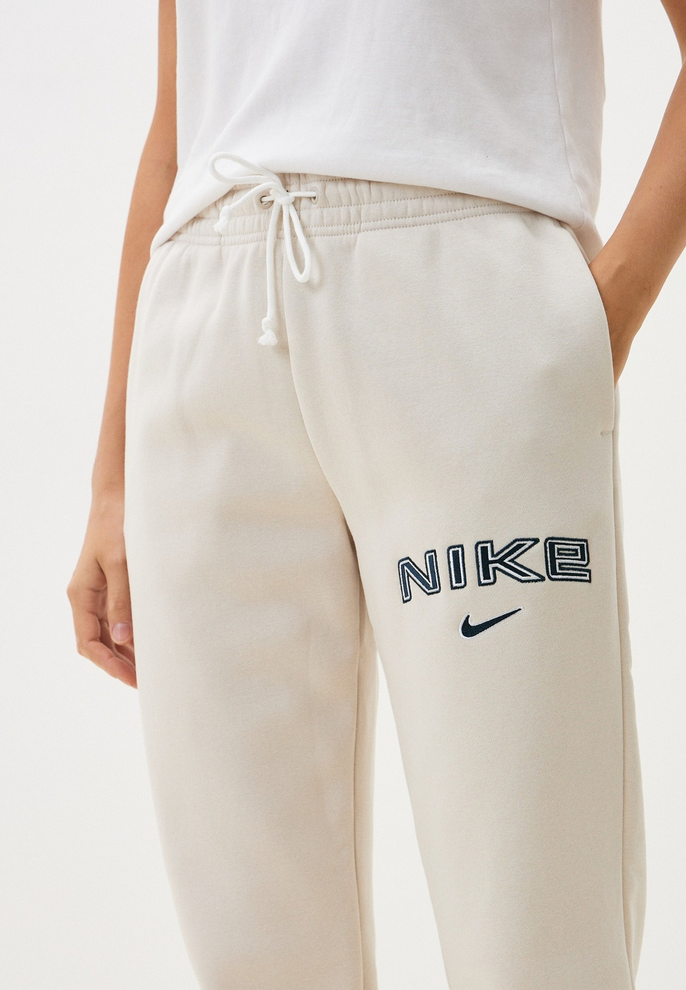 Брюки спортивные женские NIKE W NSW PHNX FLC MR STD LOGO PNT