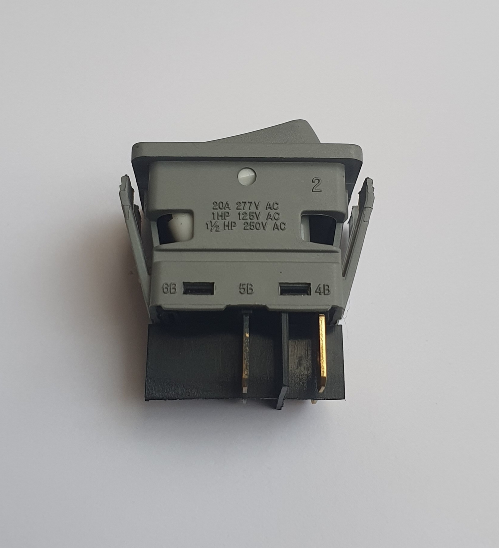 Выключатель 1 клавиша 20A, 4 контакта