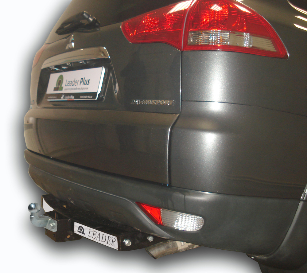 Фаркоп(прицепное) Лидер-Плюс для MITSUBISHI PAJERO SPORT 2 / 3 (2008-2021) (C НЕРЖ. ПЛАСТИНОЙ)(паспорт и сертификат в комплекте)(без электрики)M115-F(N)