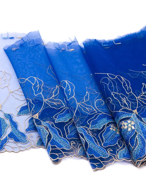 05-78 Вышивка на неэл. сетке 20 см, синий (левая)