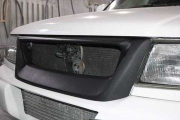 Решётка радиатора Liberal для Subaru Forester SF 1997-2002