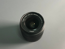 Canon 600D Kit 18-55mm IS II 1.000 кадров