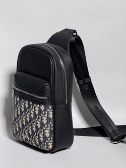 Сумка-слинг Christian Dior