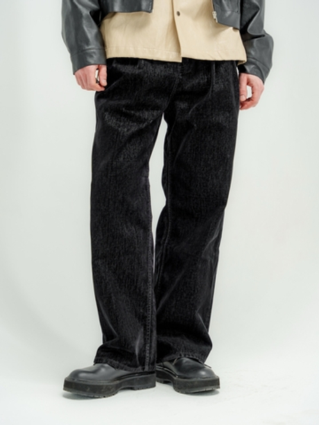 Широкие черные джинсы Laine с защипами