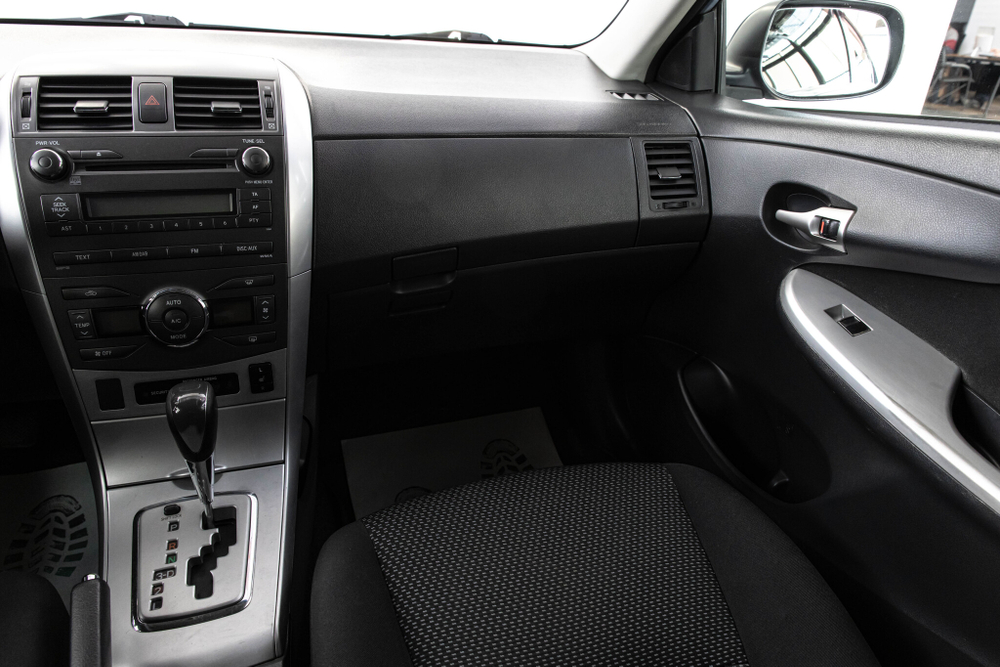 Toyota Corolla, 2011 год