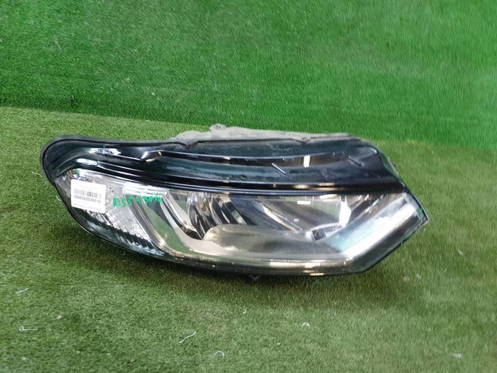 Битая Фара правая Ford EcoSport (2012-2018) галоген