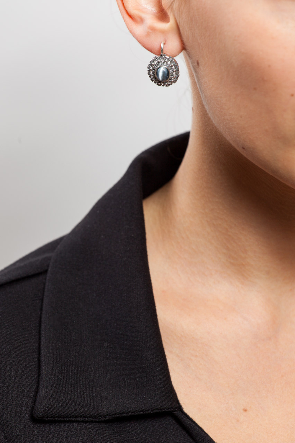 "Снежинка" серьги в серебряном покрытии из коллекции "Самоцветы" от Jenavi  с английским замком