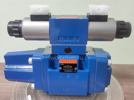 4WRZ10W6-50-7X/6EG24N9ETK4/D3V - Пропорциональный распределитель Ду10 без усилителя, номинальный расход 50 л/мин, схема W6, каналы управления ET - X и Y - внутренние