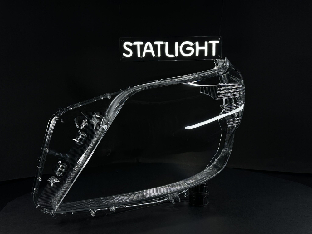 Левое стекло фары Toyota Prado 150 2010-2013