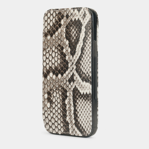 Чехол Benoit для iPhone 12/12Pro из кожи питона серого цвета