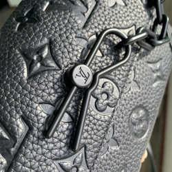 Louis Vuitton Steamer Wearable Wallet