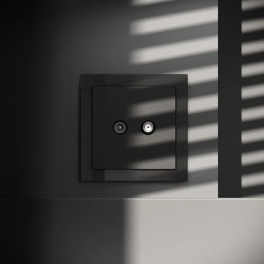 Розетка телевизионная встраиваемая VOLTUM S70 оконечная TV+SAT, (черный матовый)