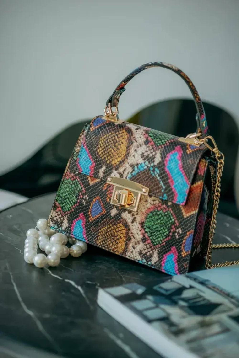 Женская разноцветная сумка из натуральной кожи