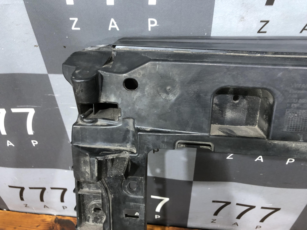 Панель передняя Rapid 2, Polo 6 20-нв Б/У Оригинал 60U805588E